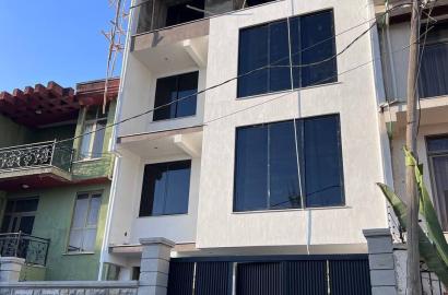 በአስቸኳይ የሚሸጥ ዘመናዊ G+3 ቤት | Urgent Modern G+3 House for Sale in Ayat, Addis Ababa